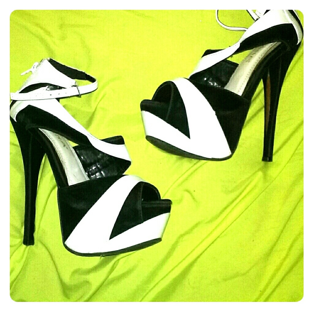 Size 7 heels
